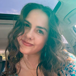 Meet your Posher, Nora